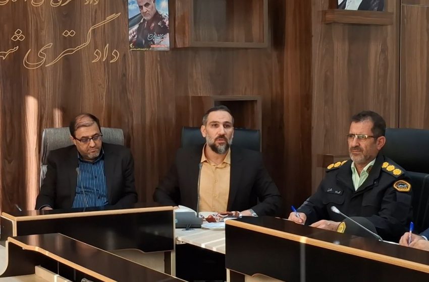  سوزاندن کاه و کلش و بقایای زراعی نقض قانون هوای پاک است و اعلام جرم خواهد شد/قلدری در تصرف اراضی شهرستان بی پاسخ نخواهد ماند