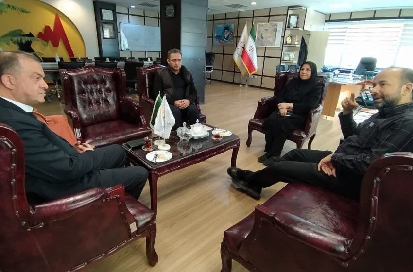 نشست فرماندار ویژه میانه و مدیرعامل برق منطقه ای استان
