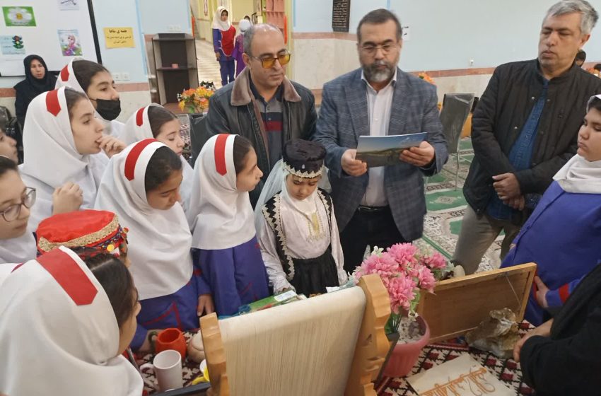  برگزاری نمایشگاه مهارت های دانش آموزی در مدرسه شاهد